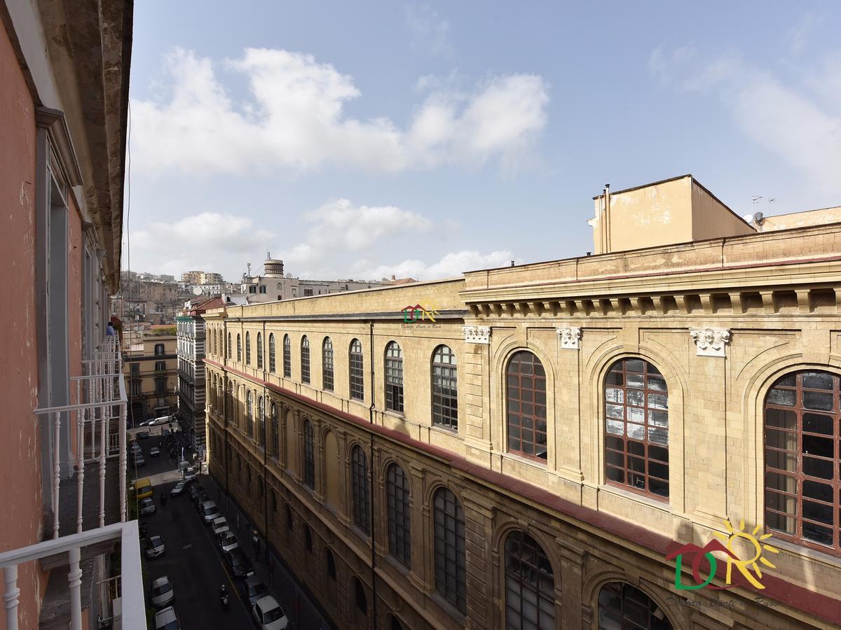 Bed and Breakfast Dimora Conte Di Ruvo Neapel Exterior foto